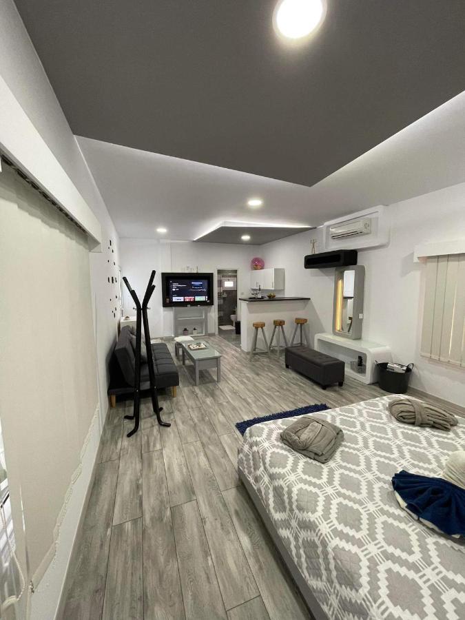 Deluxe Yiota'S Studio ! Klorakas المظهر الخارجي الصورة